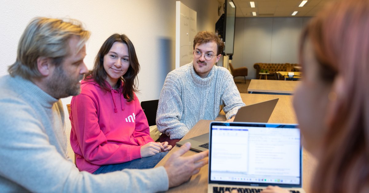 Start cao-onderhandelingen hbo 2024 | CNV Onderwijs | CNV